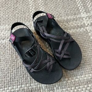 Chaco ZX2 classic woman strap sandals size 9